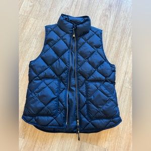 J.Crew Women’s Quilted Vest - M / Navy